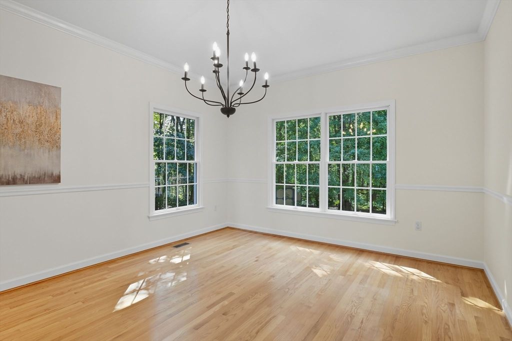 Chandelier, Empty room, Interior, Wood Texture Flooring