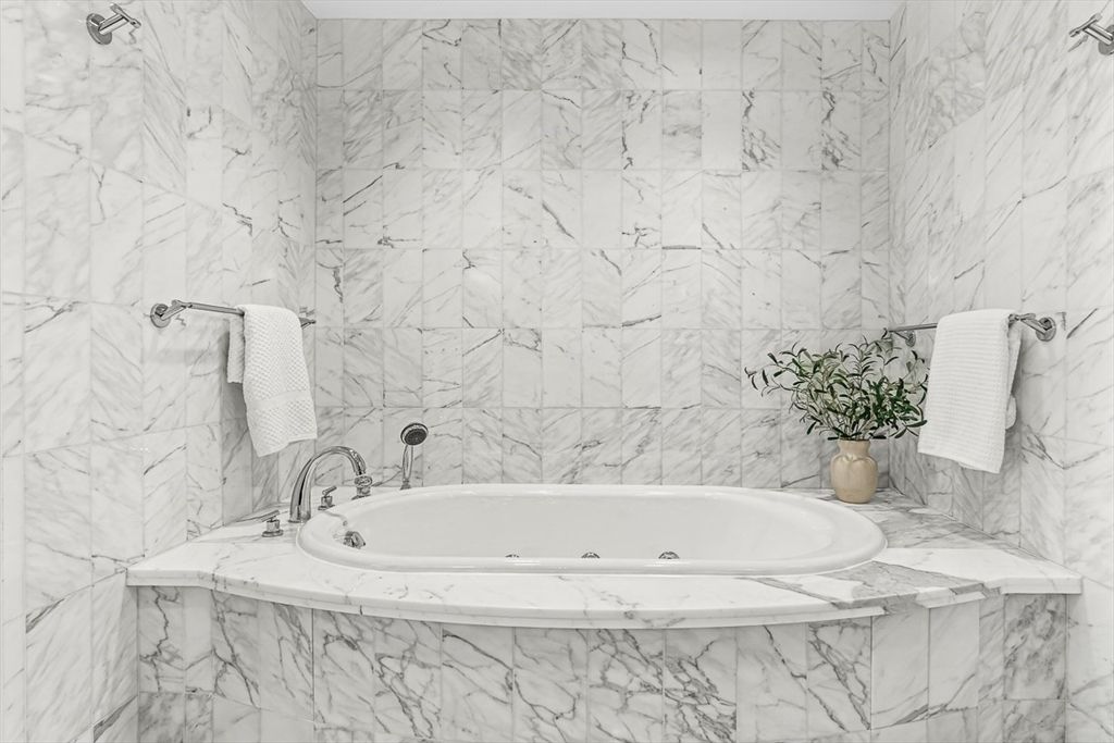 Bathroom, Interior, Marble Walls