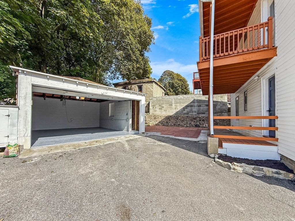 Backyard, Detached Garage, Exterior