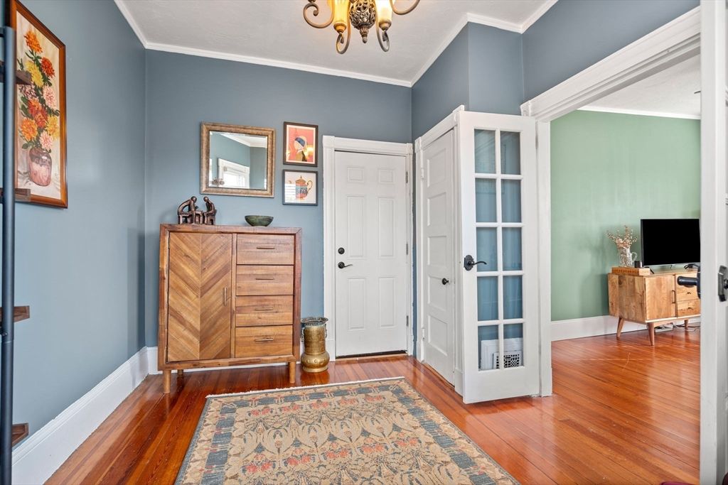 Chandelier, Interior, Wood Texture Flooring