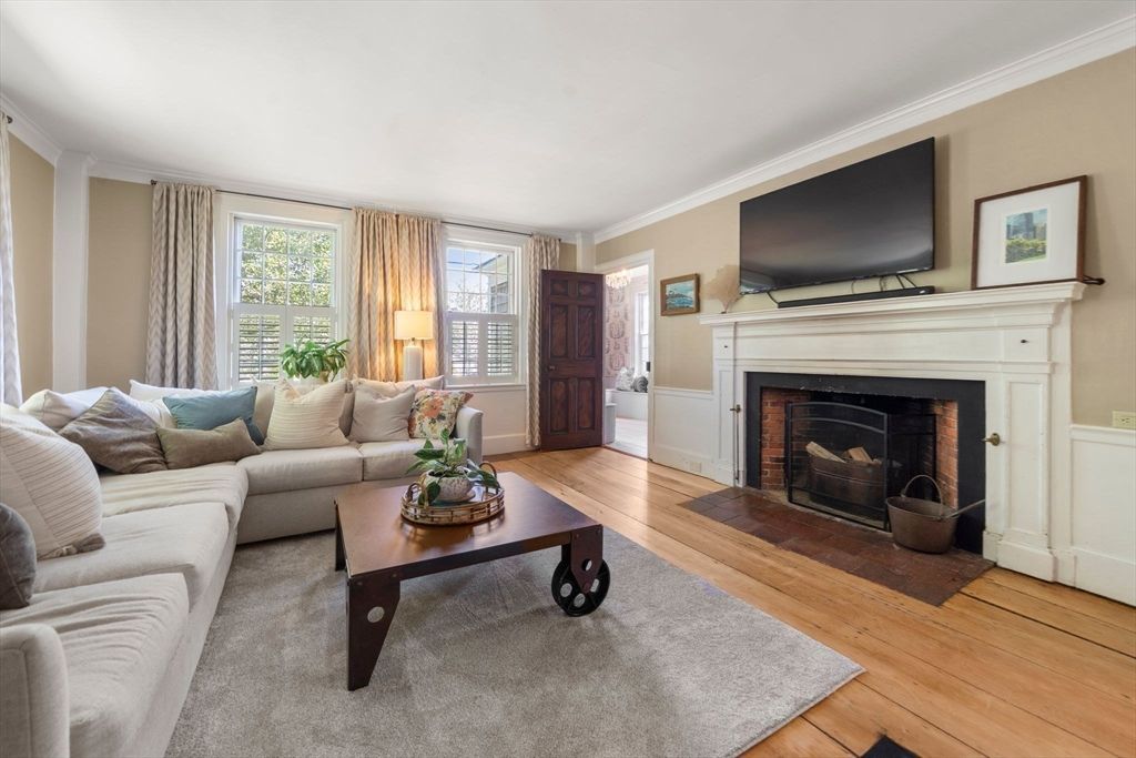 Fireplace, Interior, Living room, Wood Texture Flooring