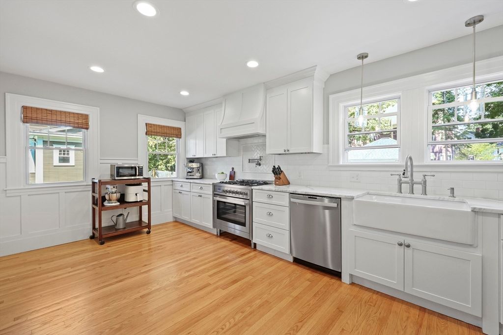 Interior, Kitchen, Pendant Lights, Recessed Lighting, Stainless Steel Appliances, Wood Texture Flooring