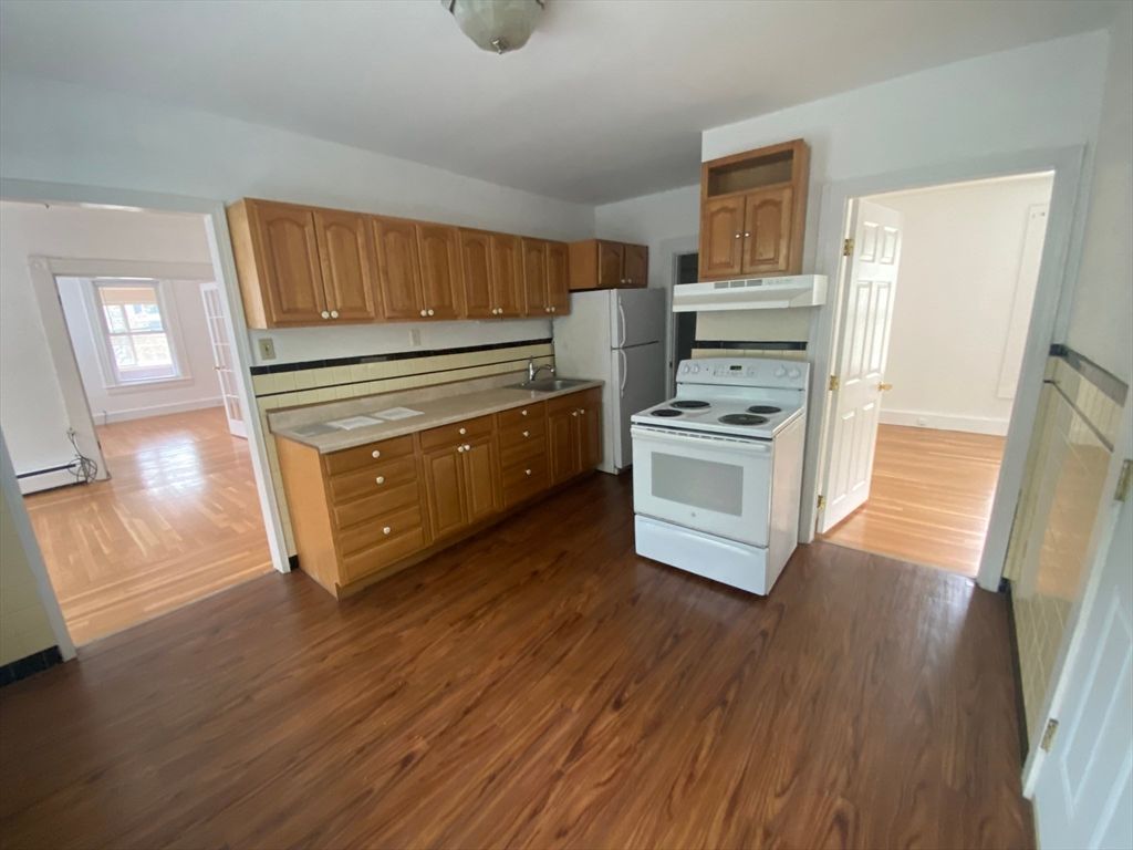 Interior, Kitchen, Wood Texture Flooring