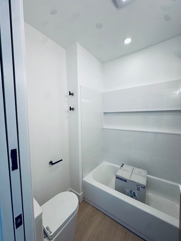 Bathroom, Interior, Recessed Lighting, Wood Texture Flooring