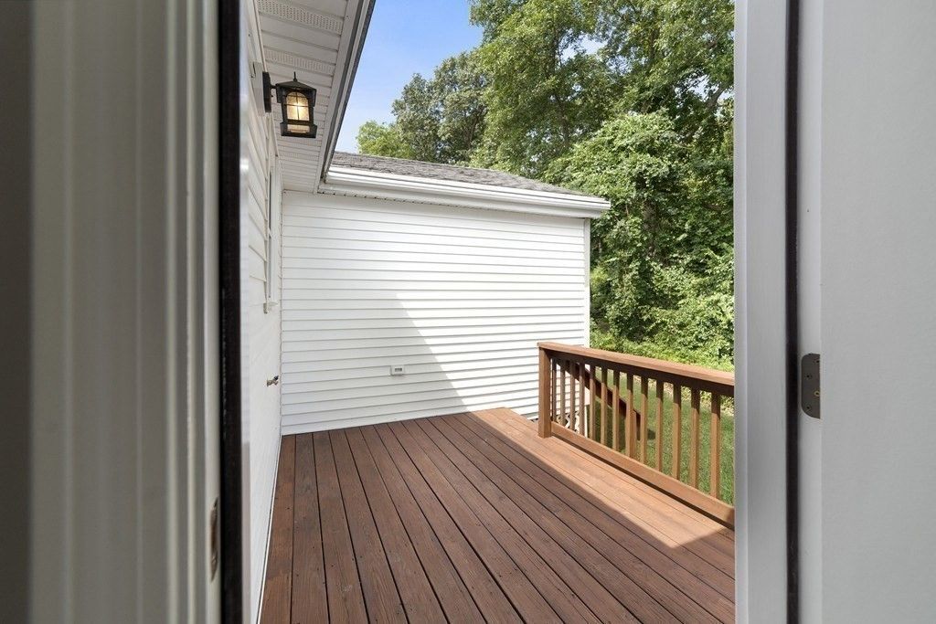 Exterior, Wood Texture Flooring