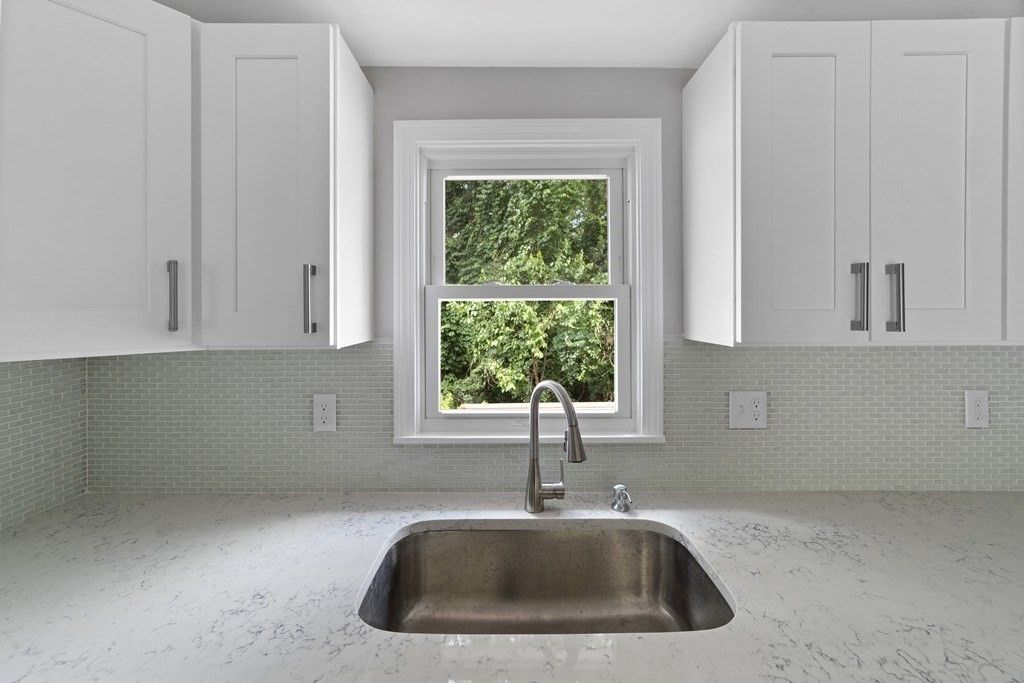 Interior, Kitchen, Pool