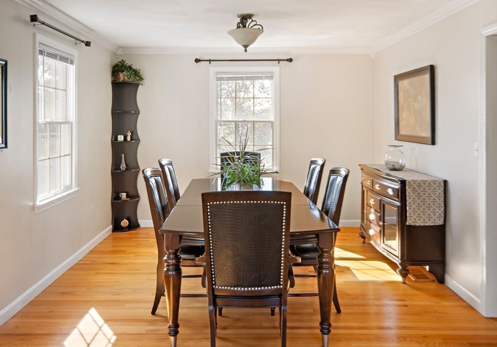 Dining room, Interior, Wood Texture Flooring