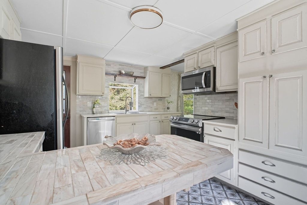 Interior, Kitchen, Stainless Steel Appliances, Tile Countertops
