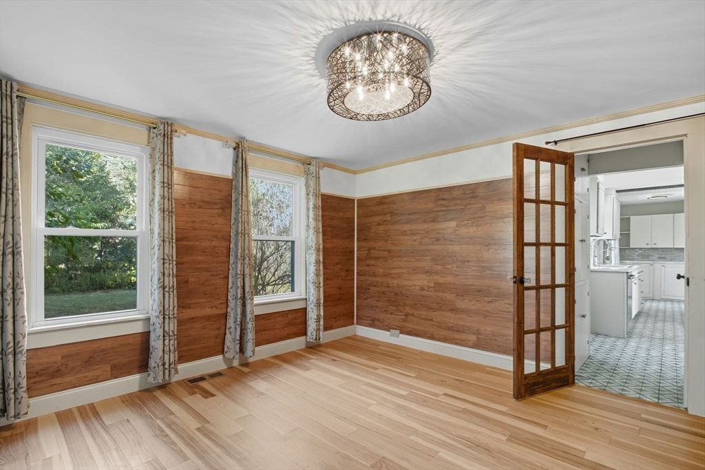 Empty room, Interior, Wood Texture Flooring, Wooden Walls