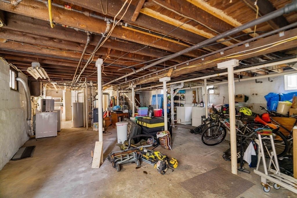 Interior, Wooden Beams