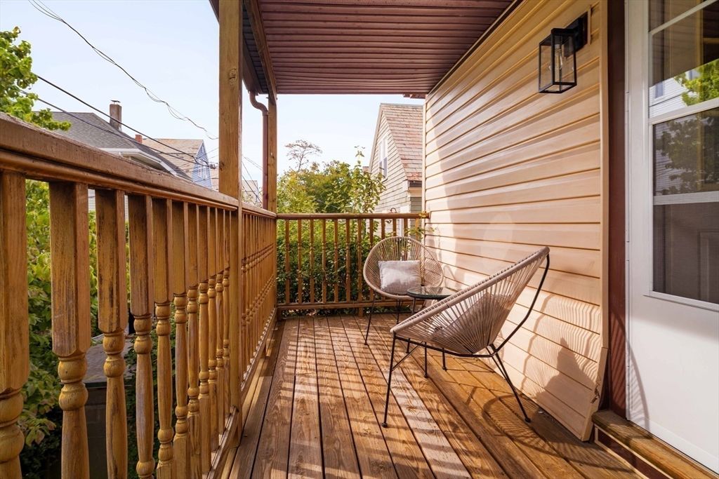 Exterior, Wood Texture Flooring
