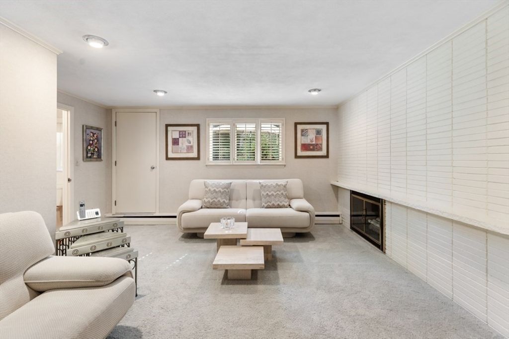 Fireplace, Interior, Living room, Recessed Lighting