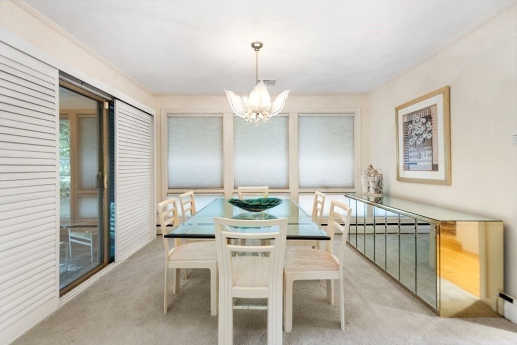 Chandelier, Dining room, Interior