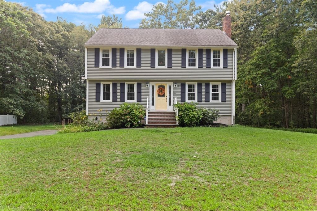 Exterior, Facade, Georgian