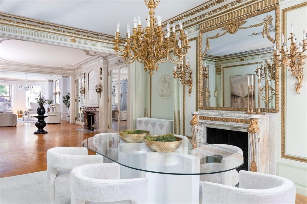 Chandelier, Dining room, Fireplace, Interior, Wood Texture Flooring