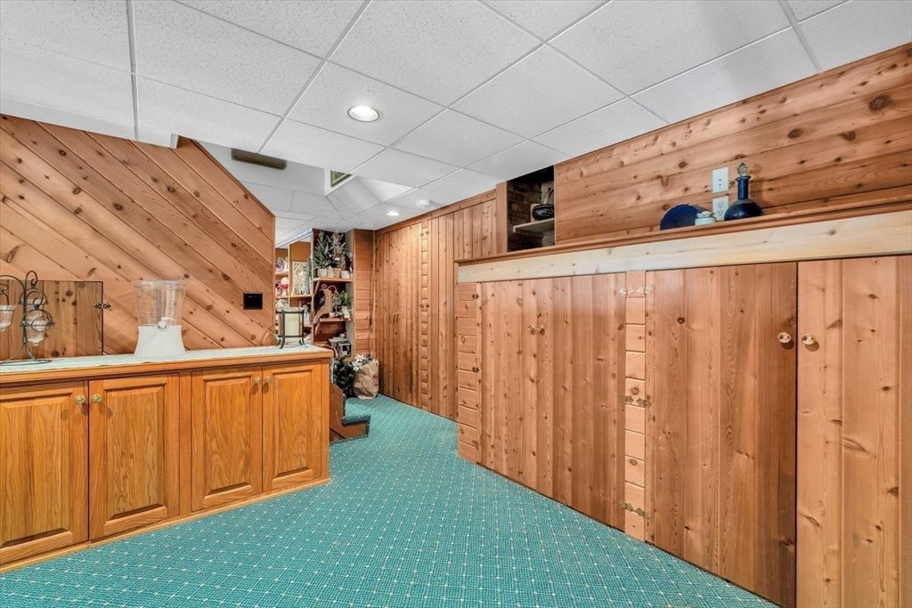 Interior, Recessed Lighting, Wooden Walls