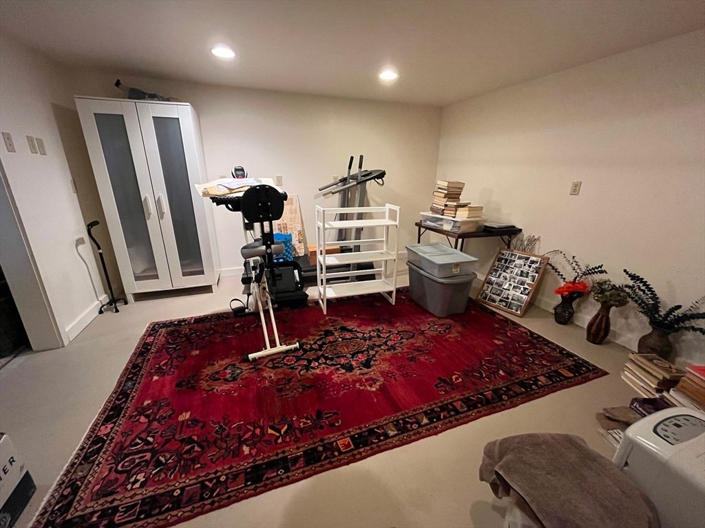 Fitness Equipment, Interior, Recessed Lighting