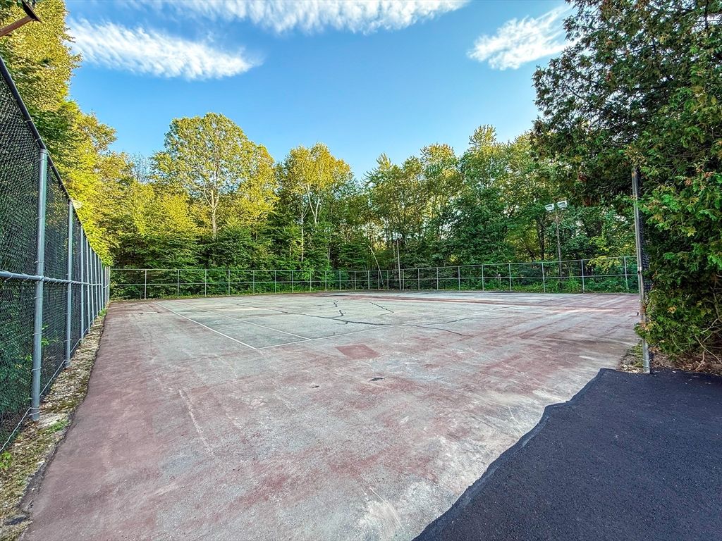 Exterior, Tennis Courts