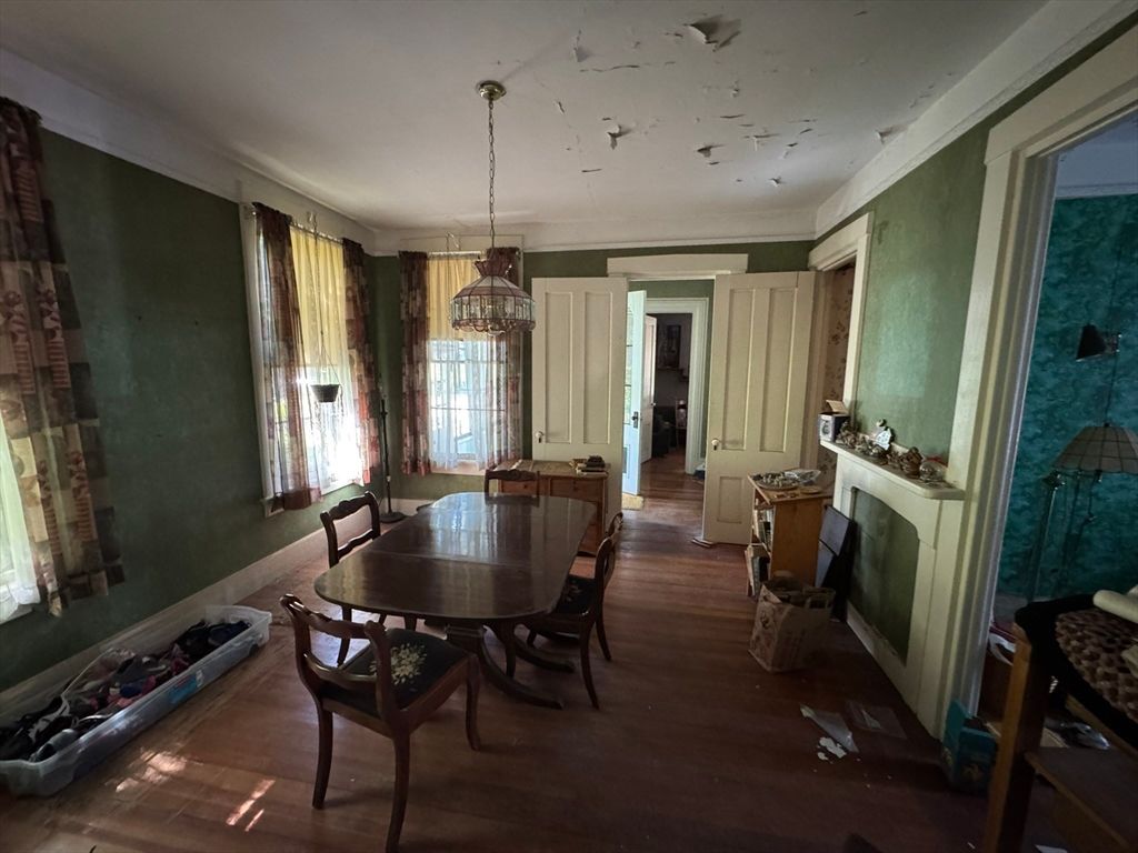 Dining room, Interior, Pendant Lights, Wood Texture Flooring
