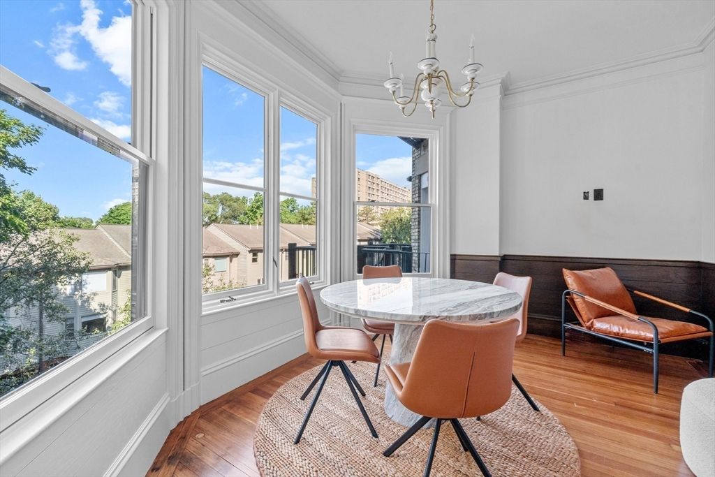 Chandelier, Dining room, Interior, Sun Room, Wood Texture Flooring
