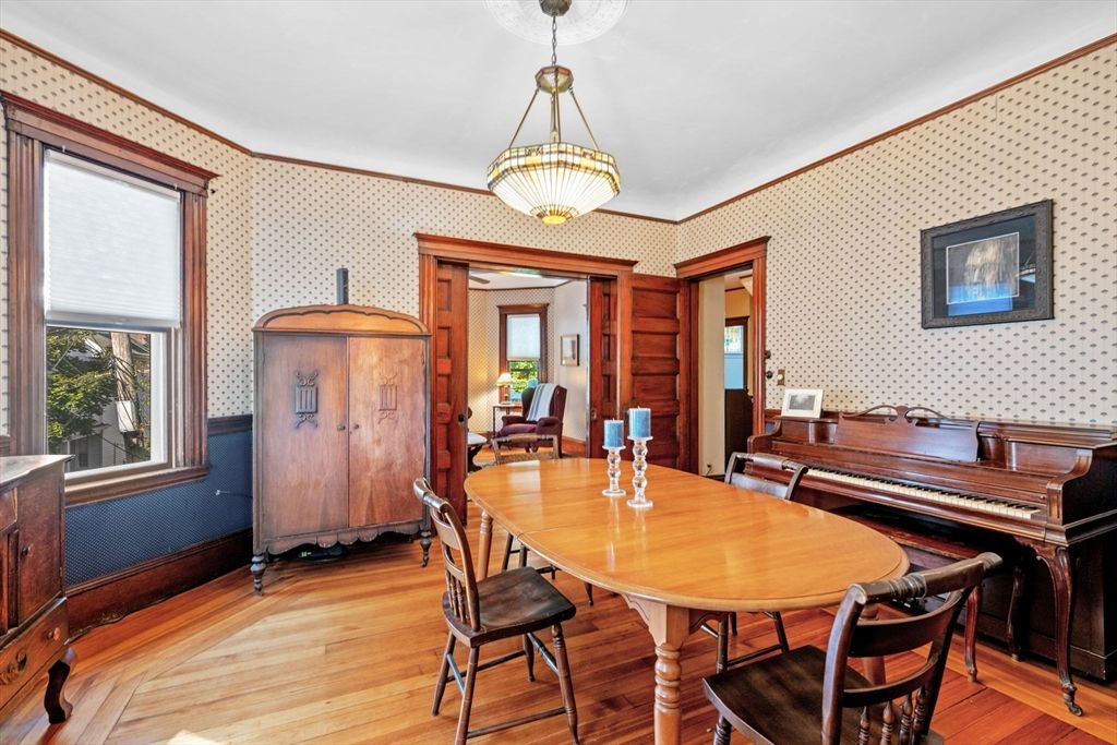Dining room, Interior, Pendant Lights, Piano, Wood Texture Flooring