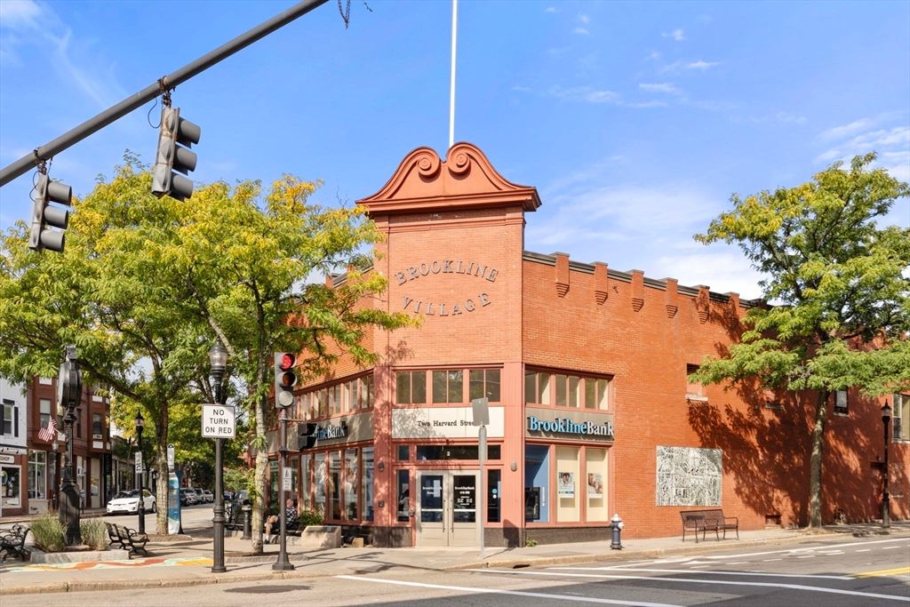 Exterior, Facade, Condo Building