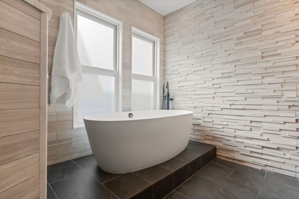 Bathroom, Free Standing Baths, Interior, Wooden Walls