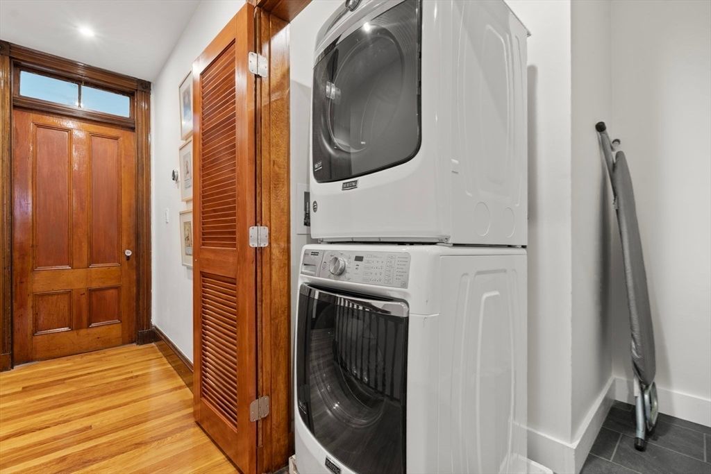 Interior, Recessed Lighting, Utility Closets, Washer, Wood Texture Flooring