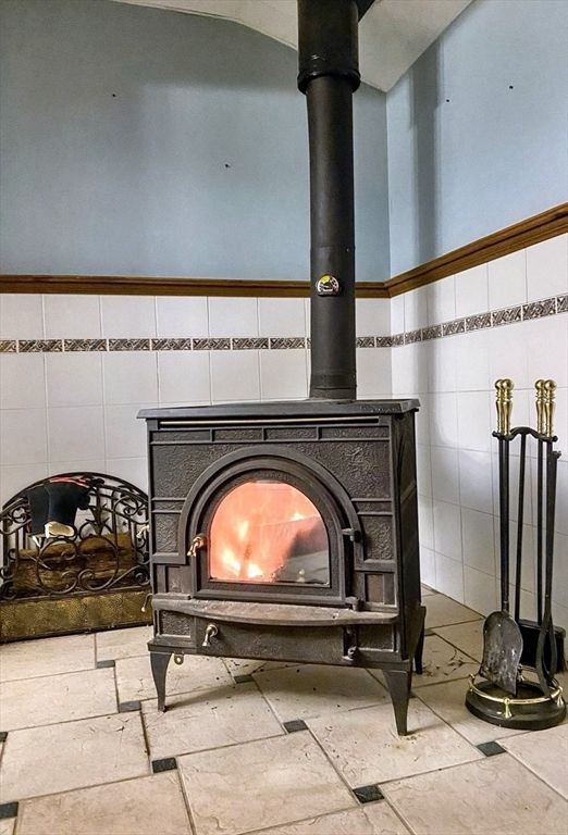 Fireplace, Interior