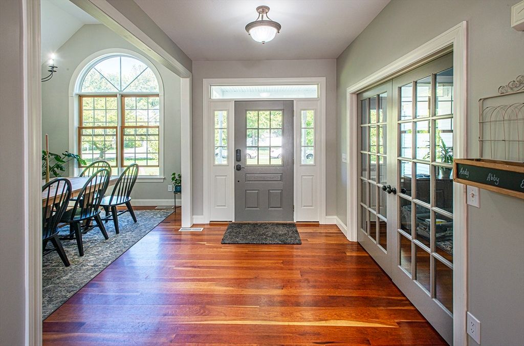 Dining room, Interior, Wood Texture Flooring