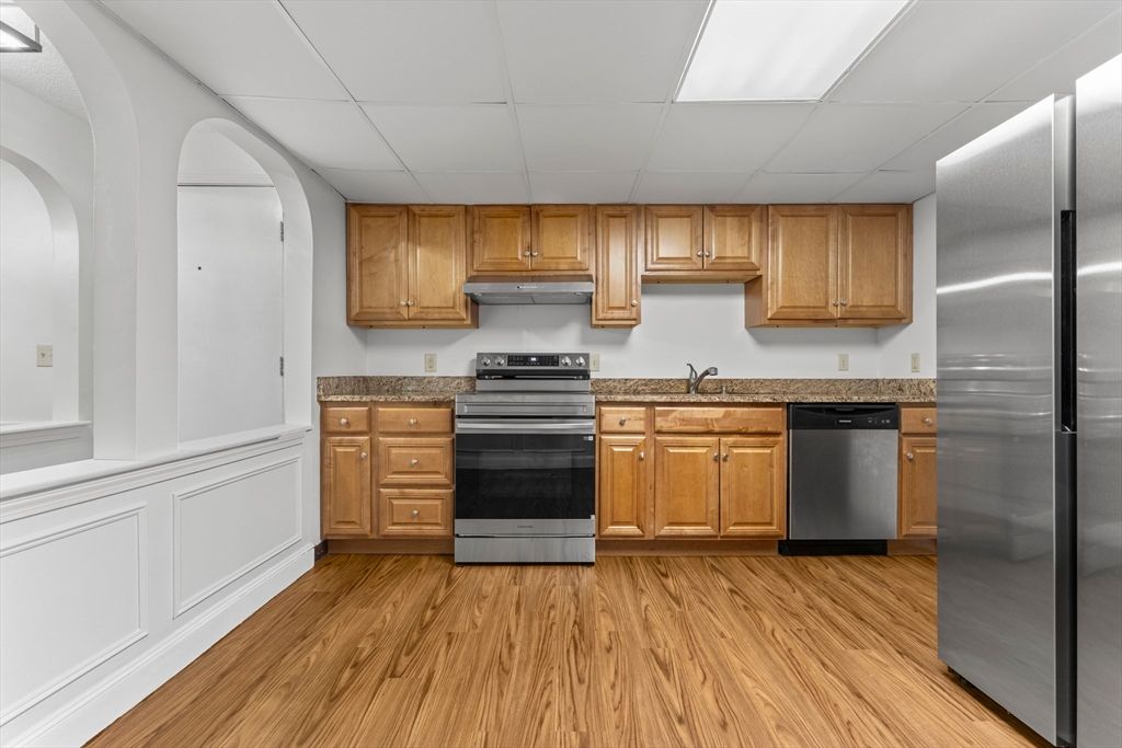 Interior, Kitchen, Wood Texture Flooring