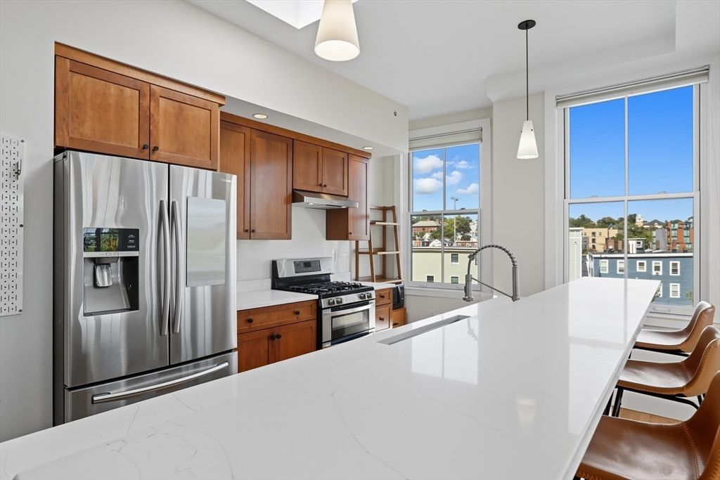 Interior, Kitchen, Pendant Lights, Recessed Lighting, Stainless Steel Appliances