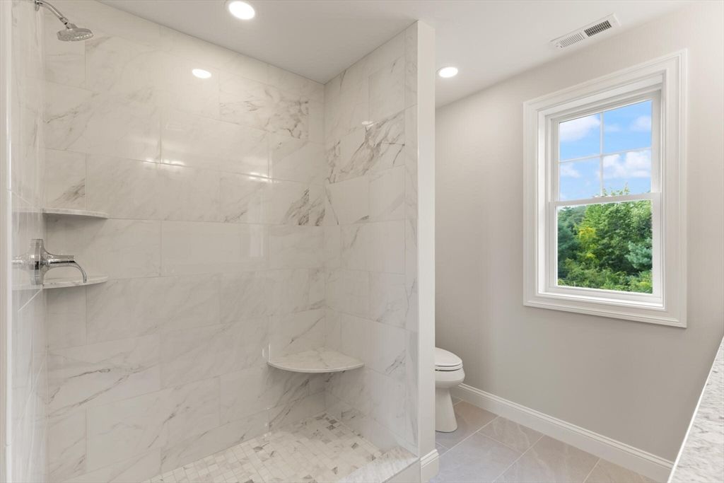 Bathroom, Interior, Marble Walls, Recessed Lighting