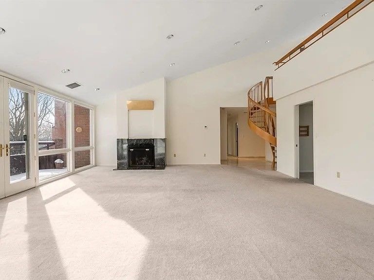 Empty room, Fireplace, Interior, Recessed Lighting