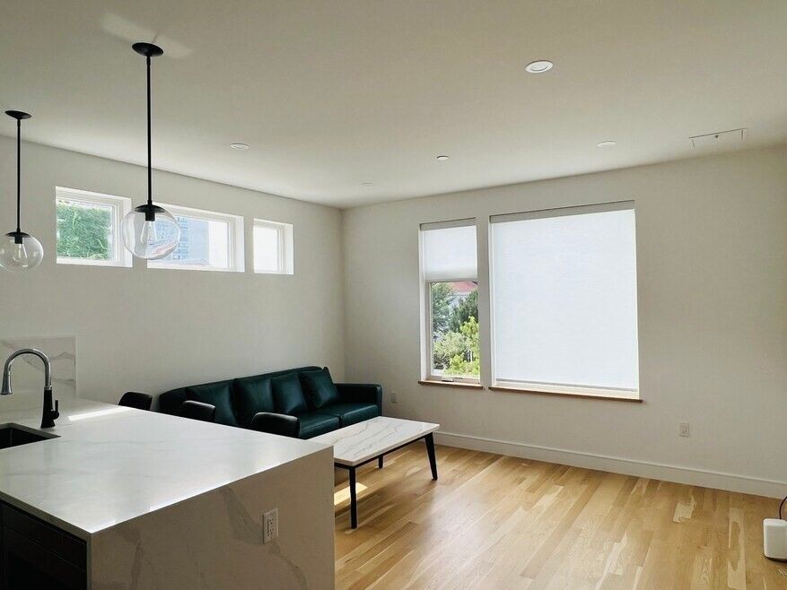 Interior, Pendant Lights, Recessed Lighting, Wood Texture Flooring