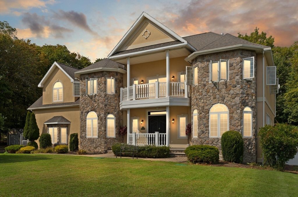 Exterior, Facade, French Provincial