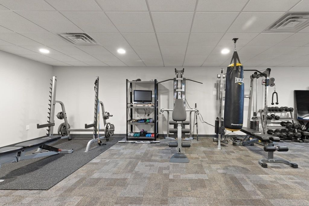 Fitness Equipment, Interior, Recessed Lighting