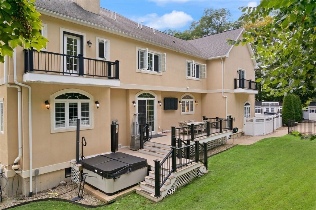 Backyard, Exterior, Hot Tub