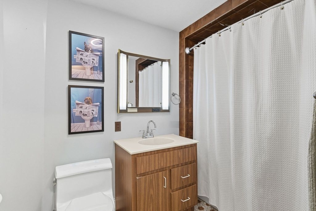 Bathroom, Interior
