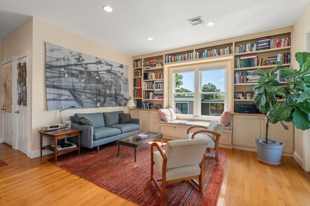 Interior, Living room, Marble Walls, Recessed Lighting, Wood Texture Flooring
