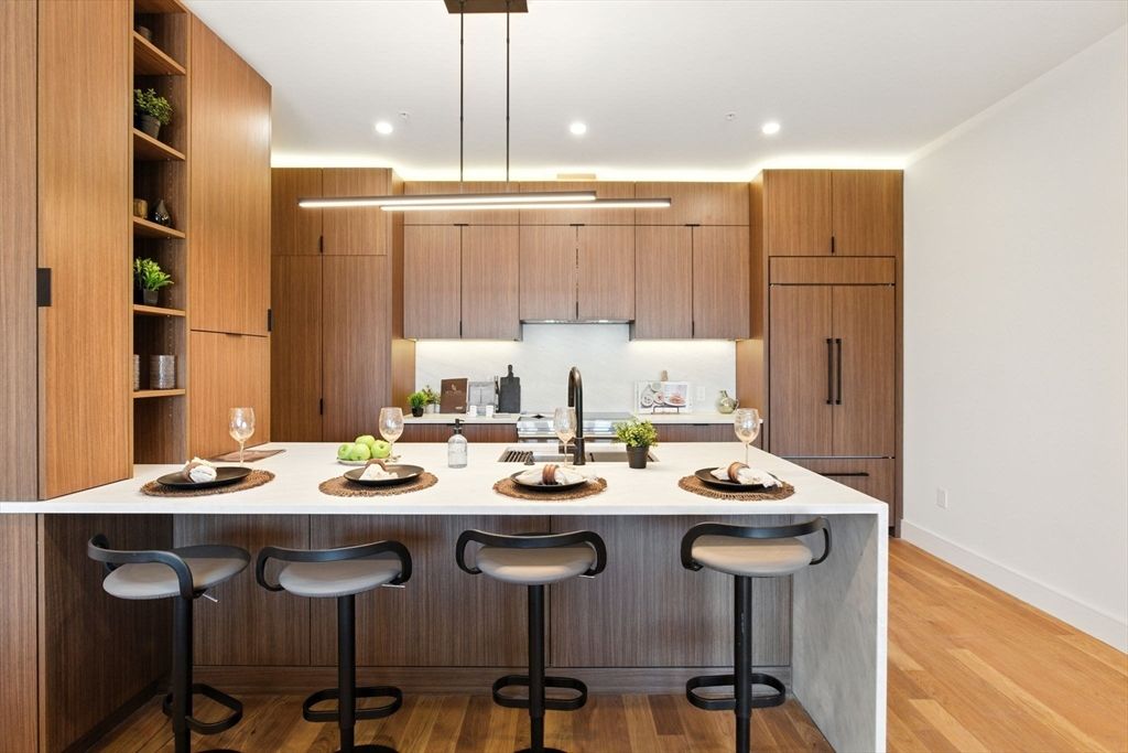 Interior, Kitchen, Pendant Lights, Recessed Lighting, Wood Texture Flooring