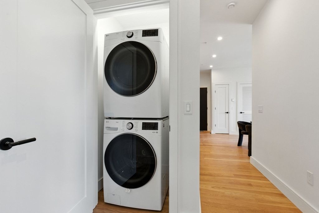 Interior, Recessed Lighting, Utility Closets, Washer, Wood Texture Flooring