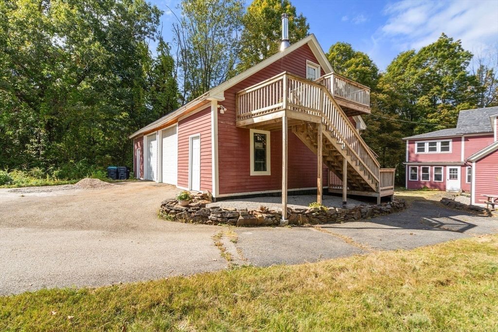 Backyard, Detached Garage, Exterior