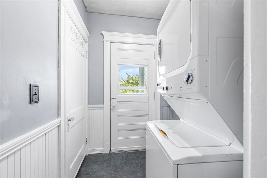 Interior, Utility Closets, Washer