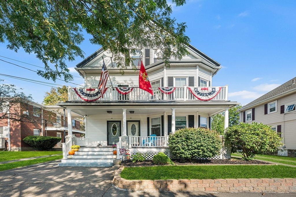 Exterior, Facade, Queen Anne Victorian