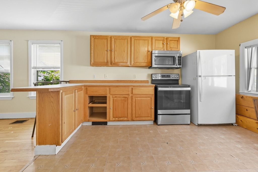 Interior, Kitchen, Wood Texture Flooring