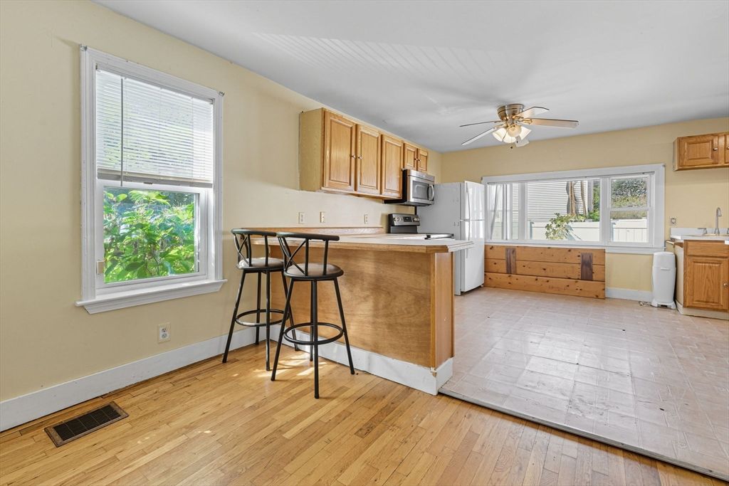 Interior, Kitchen, Wood Texture Flooring