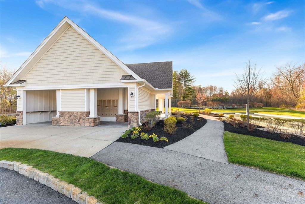 Backyard, Exterior, Facade, Farmhouse