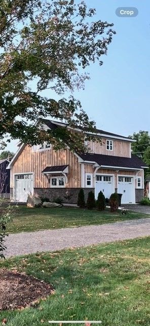 Attached, Exterior, Facade, Rowhouse