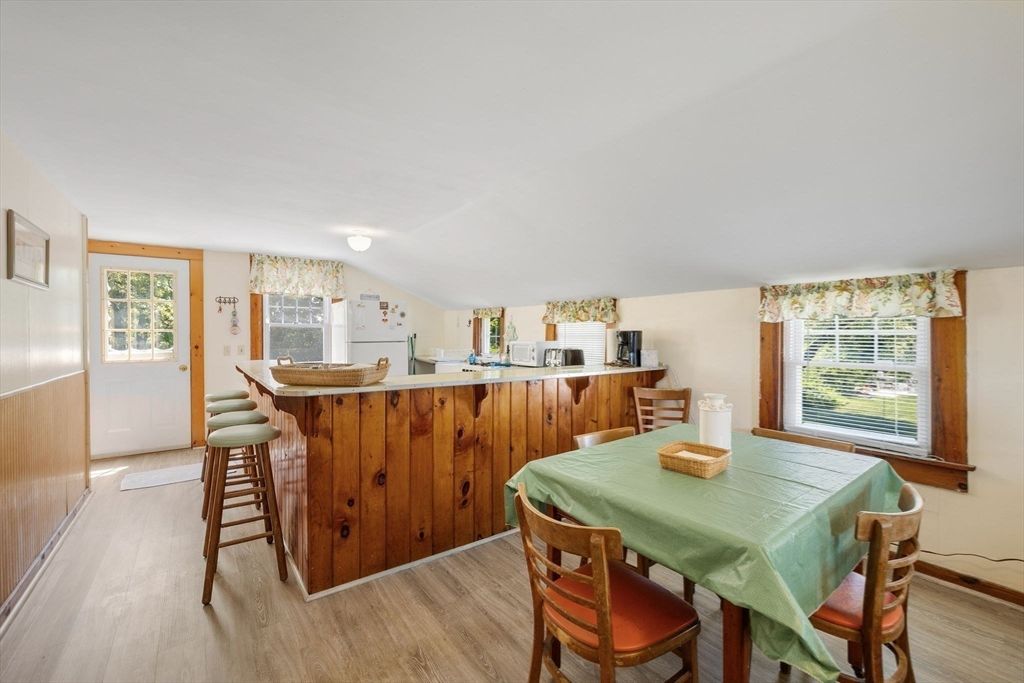 Dining room, Interior, Wood Texture Flooring